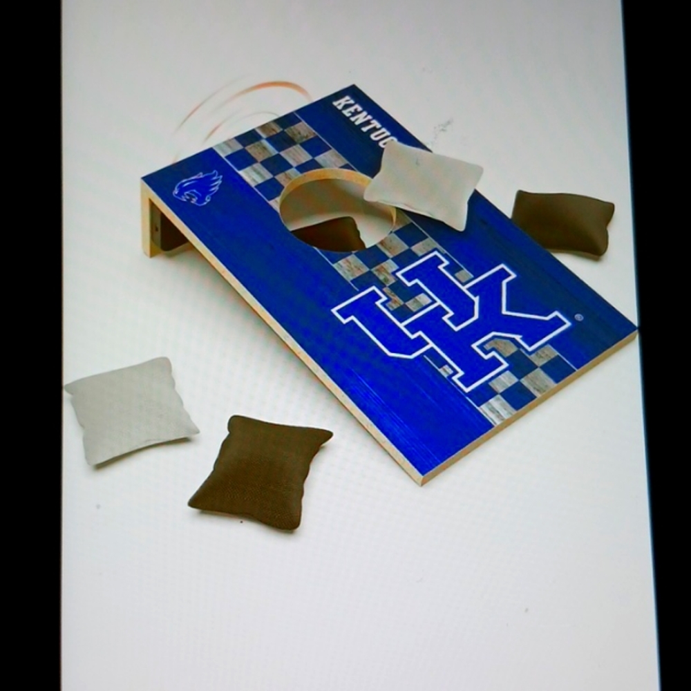 NIB! University of Kentucky Cornhole With Built In Bluetooth Speakers